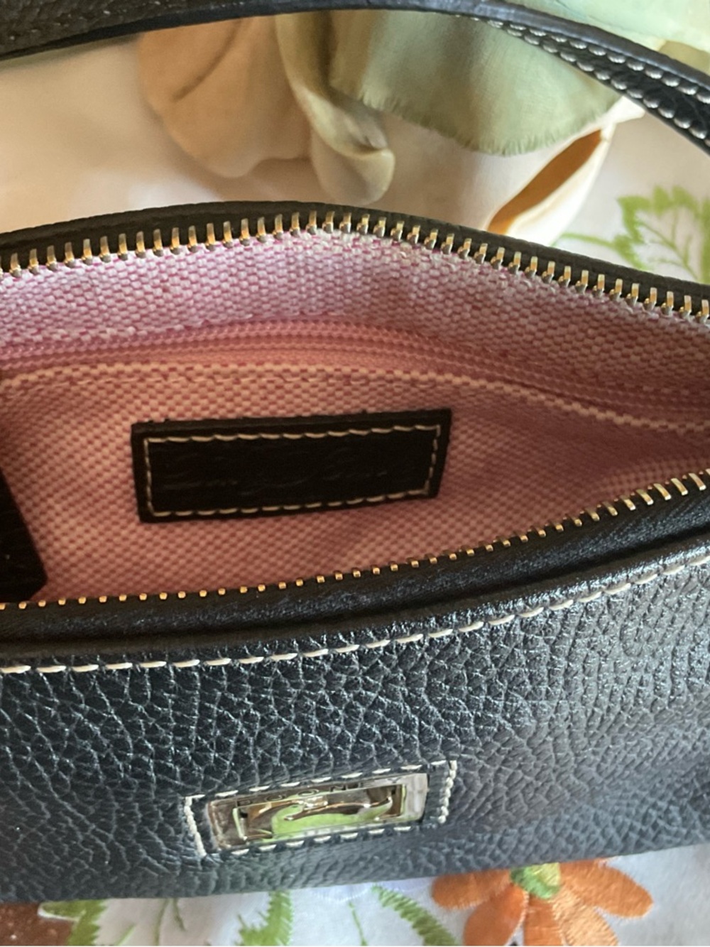 Dooney & Bourke Barrel Bag - Picture 9 of 11